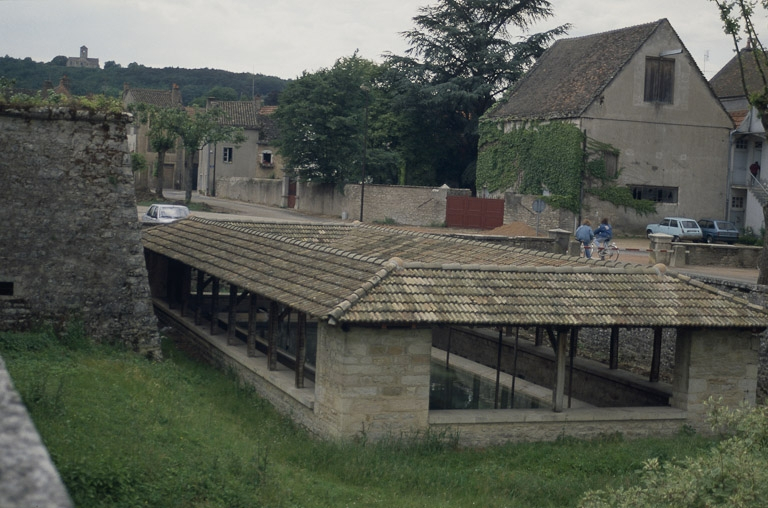  lavoir © Jacques Druart / Région Bourgogne-Franche-Comté, Inventaire du patrimoine - 1990