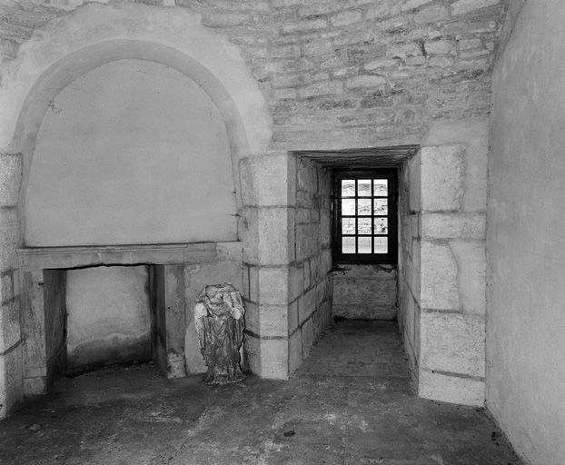  fortification d'agglomération © Alain Morelière / Région Bourgogne-Franche-Comté, Inventaire du patrimoine - 1992