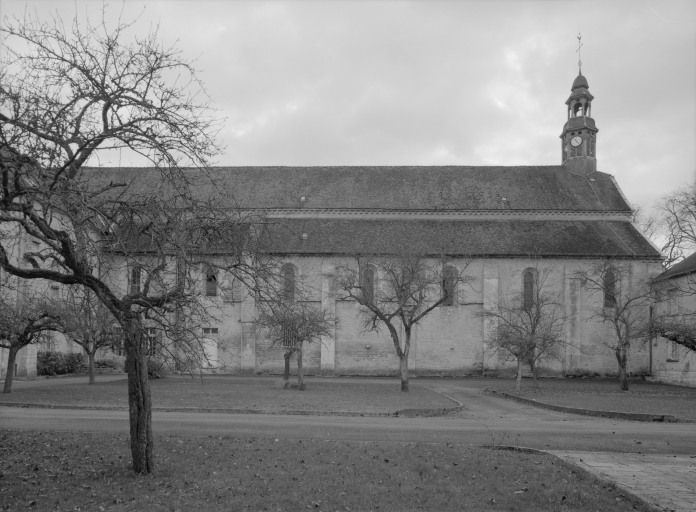 Eglise : élévation gauche. © Jean-Luc Duthu / Région Bourgogne-Franche-Comté, Inventaire du patrimoine - 1992
