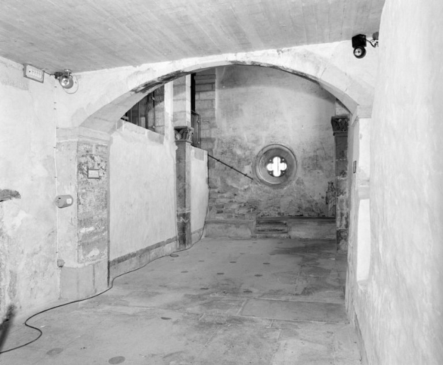  collégiale © Jean-Luc Duthu / Région Bourgogne-Franche-Comté, Inventaire du patrimoine - 1993