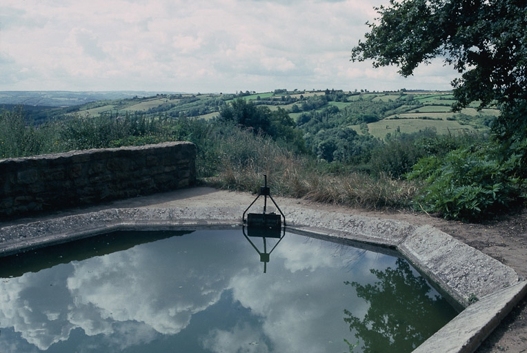  lavoir © Jacques Druart / Région Bourgogne-Franche-Comté, Inventaire du patrimoine - 1993