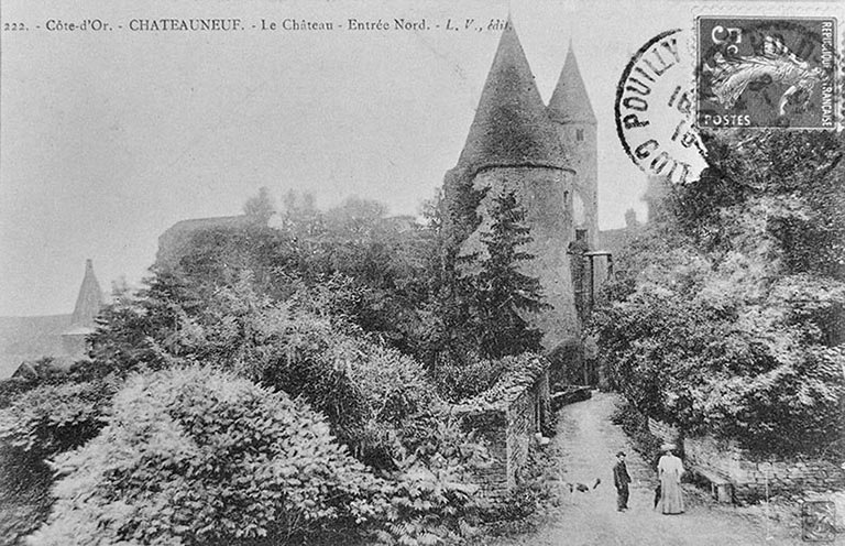  château fort © Michel Thierry / Région Bourgogne-Franche-Comté, Inventaire du patrimoine - 1994