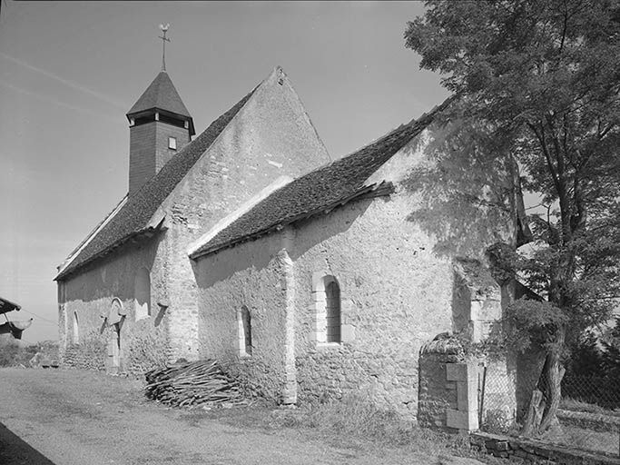Elévation droite et abside. © Jean-Luc Duthu / Région Bourgogne-Franche-Comté, Inventaire du patrimoine - 1994