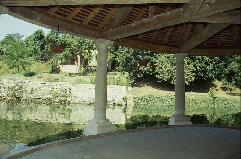  lavoir © Jacques Druart / Région Bourgogne-Franche-Comté, Inventaire du patrimoine - 1995