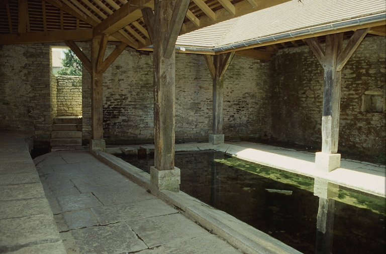  lavoir © Jacques Druart / Région Bourgogne-Franche-Comté, Inventaire du patrimoine - 1995