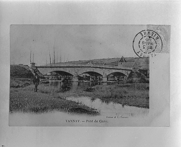 Vue d'ensemble prise de l'amont. Carte postale ancienne. Cachet daté du 3 mars 1905. © Jean-Luc  Duthu (reproduction) / Région Bourgogne-Franche-Comté, Inventaire du patrimoine - 1995