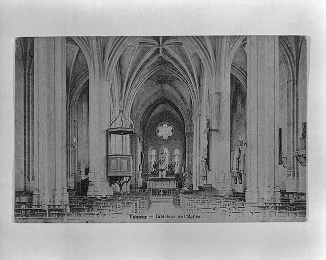Vue d'ensemble de l'intérieur. Carte postale ancienne s.d. © Jean-Luc Duthu / Région Bourgogne-Franche-Comté, Inventaire du patrimoine - 1995