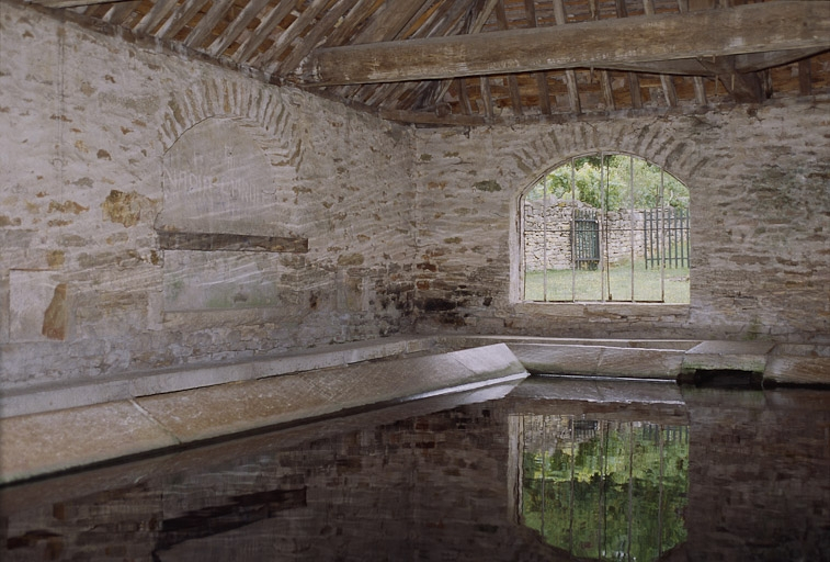  lavoir © Jacques Druart / Région Bourgogne-Franche-Comté, Inventaire du patrimoine - 1996
