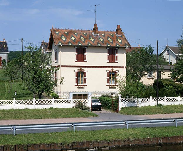  © Jean-Luc Duthu / Région Bourgogne-Franche-Comté, Inventaire du patrimoine - 1997