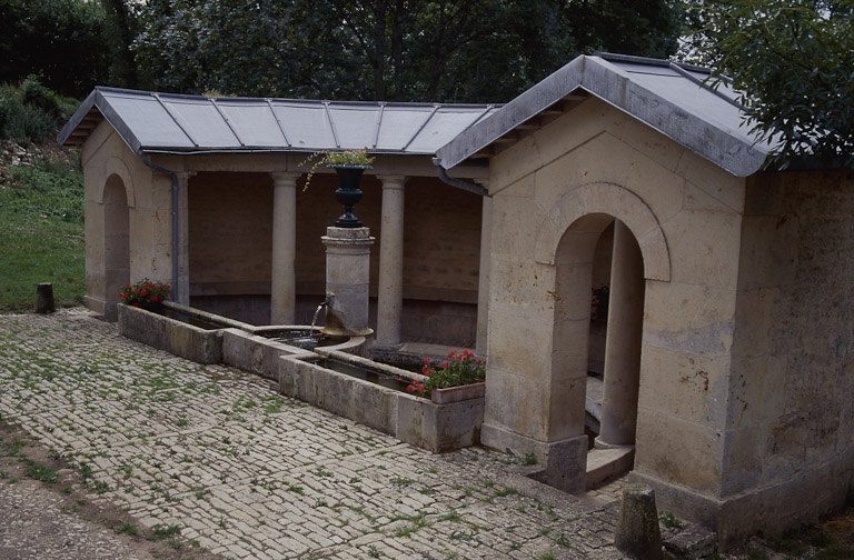  lavoir © Jacques Druart / Région Bourgogne-Franche-Comté, Inventaire du patrimoine - 1998