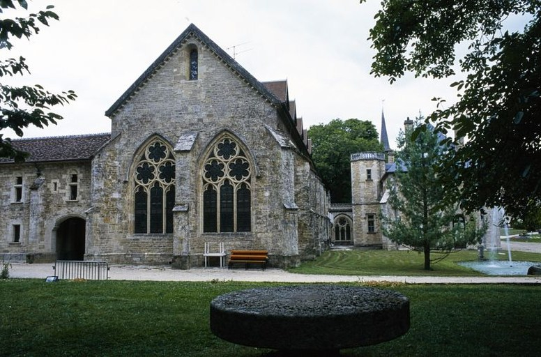  abbaye © Jean-Luc Duthu / Région Bourgogne-Franche-Comté, Inventaire du patrimoine - 1999