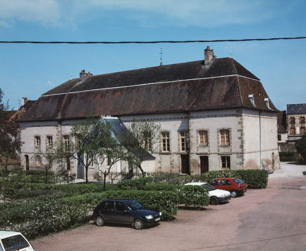 Façade postérieure. © Jean-Luc Duthu / Région Bourgogne-Franche-Comté, Inventaire du patrimoine - 2001