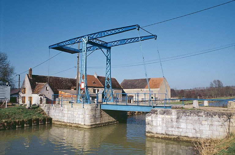Vue d'ensemble. © Jean-Luc Duthu / Région Bourgogne-Franche-Comté, Inventaire du patrimoine - 2001