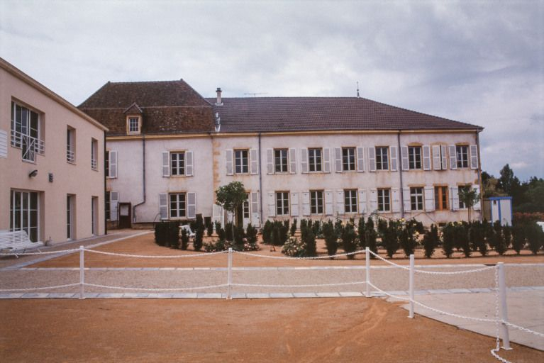 Elévation postérieure. © Jean-Luc Duthu / Région Bourgogne-Franche-Comté, Inventaire du patrimoine - 2001