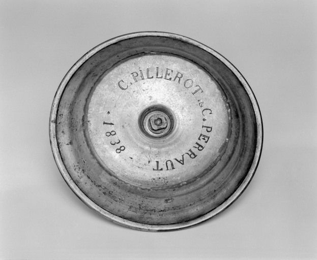 Vue du dessous © Michel Rosso / Région Bourgogne-Franche-Comté, Inventaire du patrimoine - 2001