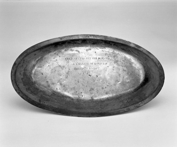 Vue du dessous du plateau. © Michel Rosso / Région Bourgogne-Franche-Comté, Inventaire du patrimoine - 2001