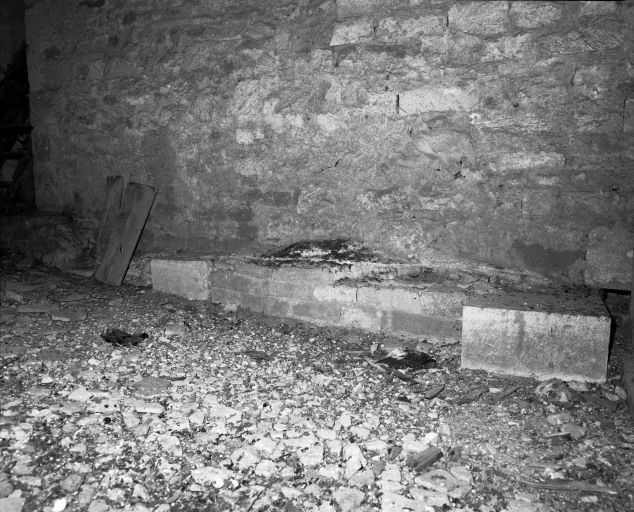 Comble du bas-côté gauche : mur du vaisseau central de la nef. © Michel Rosso / Région Bourgogne-Franche-Comté, Inventaire du patrimoine - 2001