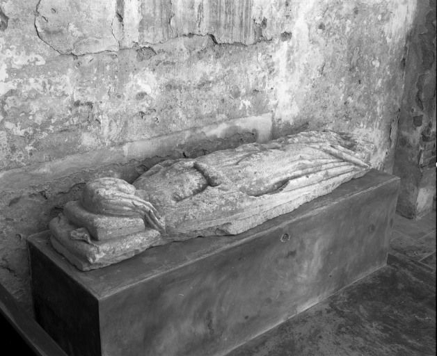 Vue de trois-quarts. © Michel Rosso / Région Bourgogne-Franche-Comté, Inventaire du patrimoine - 2001