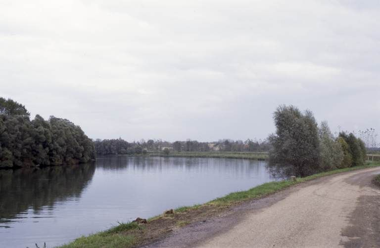 Site © Michel Rosso / Région Bourgogne-Franche-Comté, Inventaire du patrimoine - 2001
