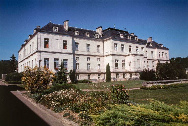 Façade postérieure. © Jean-Luc Duthu / Région Bourgogne-Franche-Comté, Inventaire du patrimoine - 2001