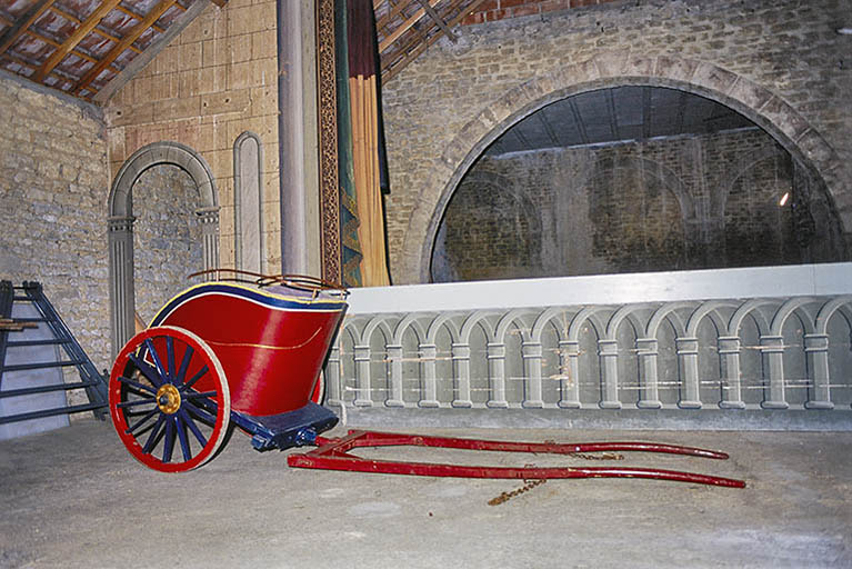  peinture monumentale théâtre char © Jean-Luc Duthu / Région Bourgogne-Franche-Comté, Inventaire du patrimoine - 2002