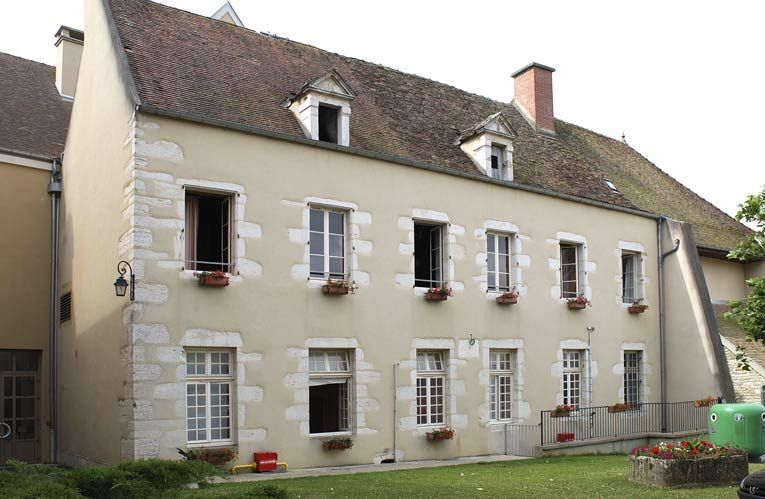 Bâtiment de la communauté des soeurs, élévation nord. © Michel Thierry / Région Bourgogne-Franche-Comté, Inventaire du patrimoine - 2002