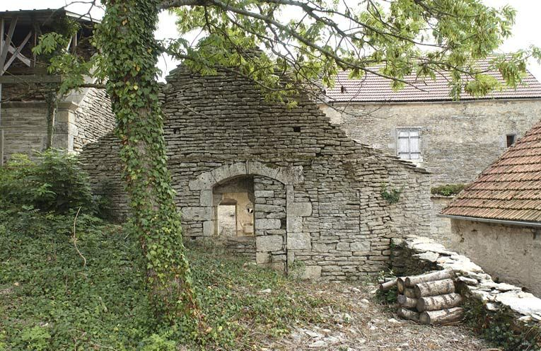 Chapelle, élévation ouest, en 2002. © Michel Thierry / Région Bourgogne-Franche-Comté, Inventaire du patrimoine - 2002