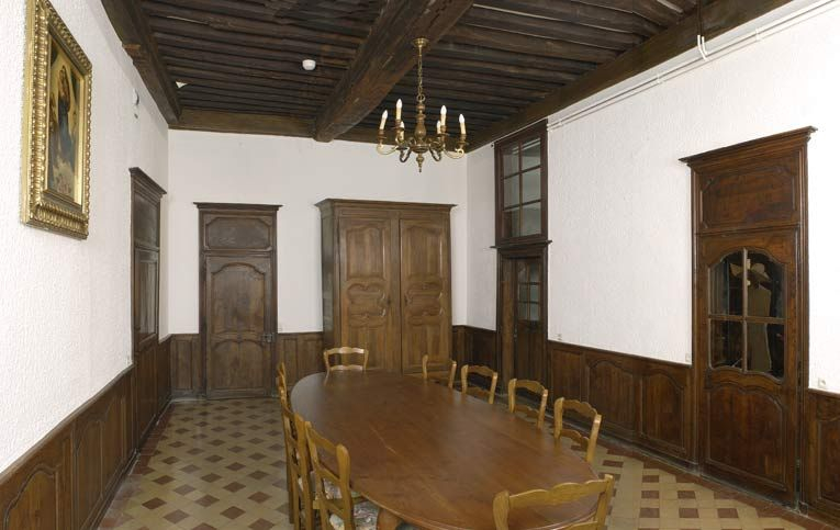 Bâtiment de la communauté des soeurs : réfectoire. © Michel Thierry / Région Bourgogne-Franche-Comté, Inventaire du patrimoine - 2002