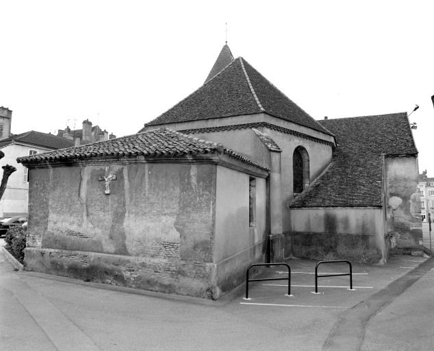 Sacristies (ancienne et actuelle). © Michel Rosso / Région Bourgogne-Franche-Comté, Inventaire du patrimoine - 2002