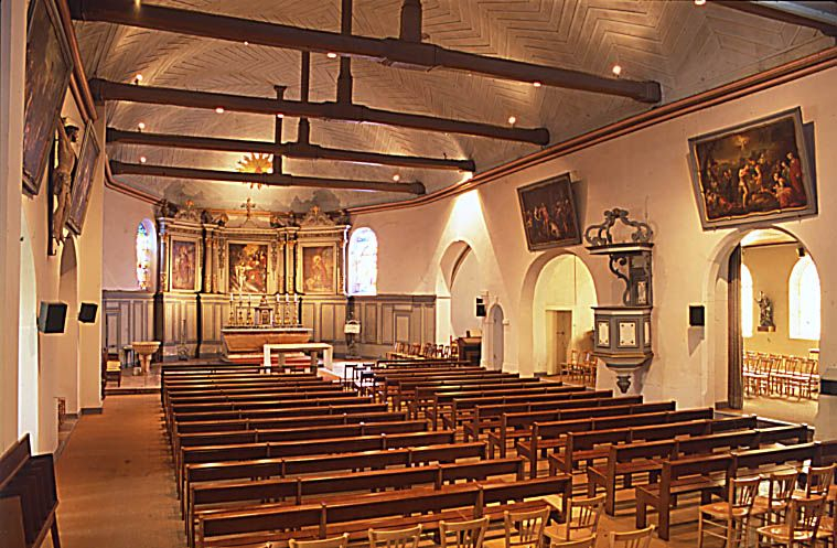 Vue d'ensemble depuis l'entrée. © Michel Rosso / Région Bourgogne-Franche-Comté, Inventaire du patrimoine - 2002
