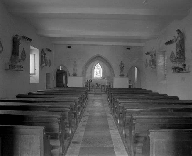 Vue d'ensemble prise de l'entrée. © Michel Rosso / Région Bourgogne-Franche-Comté, Inventaire du patrimoine - 2002