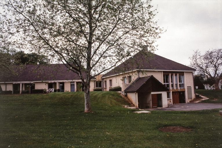 Vue des façades des pavillons. © Jean-Luc Duthu / Région Bourgogne-Franche-Comté, Inventaire du patrimoine - 2003
