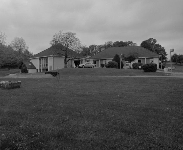 Vue d'ensemble des bâtiments. © Jean-Luc Duthu / Région Bourgogne-Franche-Comté, Inventaire du patrimoine - 2003
