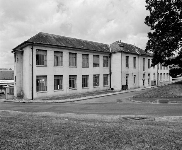Vue d'un des bâtiments de malades. © Jean-Luc Duthu / Région Bourgogne-Franche-Comté, Inventaire du patrimoine - 2003