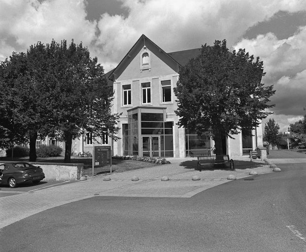 Bâtiment de l'administration. © Jean-Luc Duthu / Région Bourgogne-Franche-Comté, Inventaire du patrimoine - 2003