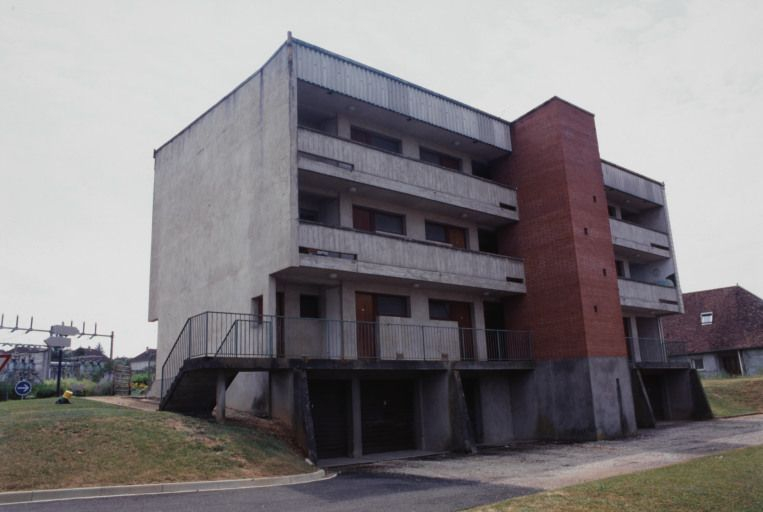 Logement du personnel, façade postérieure. © Jean-Luc Duthu / Région Bourgogne-Franche-Comté, Inventaire du patrimoine - 2003