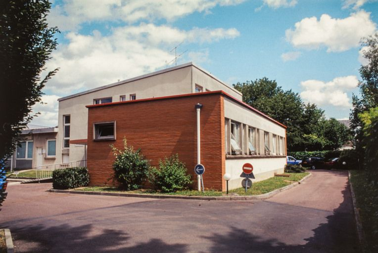 Maternité. © Jean-Luc Duthu / Région Bourgogne-Franche-Comté, Inventaire du patrimoine - 2003