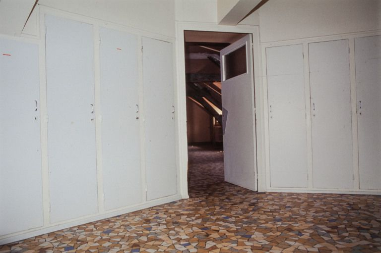 Bâtiment principal, ancien vestiaire des malades. © Jean-Luc Duthu / Région Bourgogne-Franche-Comté, Inventaire du patrimoine - 2003