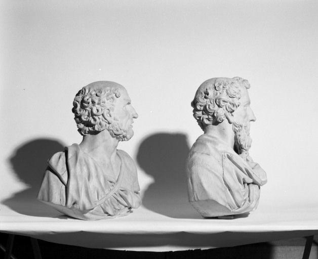 Bustes de saint Pierre et saint Paul, de profil. © Michel Rosso / Région Bourgogne-Franche-Comté, Inventaire du patrimoine - 2003