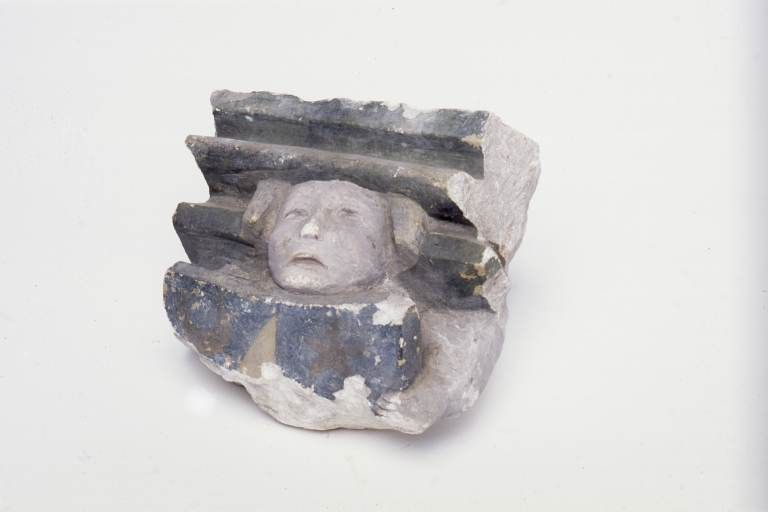 Console sculptée (déposée dans la sacristie). © Michel Rosso / Région Bourgogne-Franche-Comté, Inventaire du patrimoine - 2003