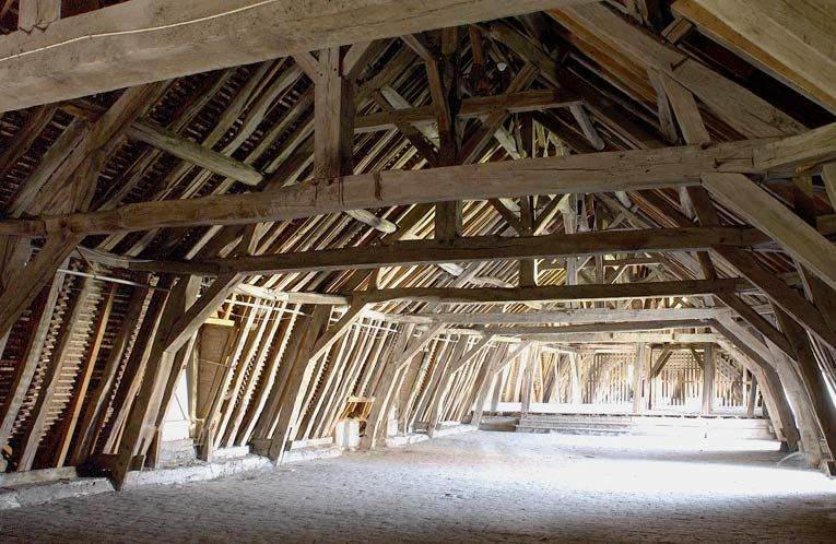 Aile droite : charpente. © Michel Thierry / Région Bourgogne-Franche-Comté, Inventaire du patrimoine - 2004