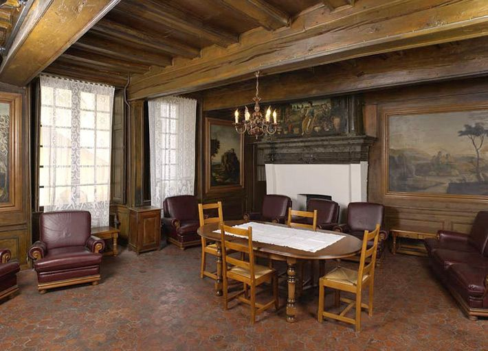 Ancien hôtel du gouverneur : salon, vue d'ensemble. © Michel Thierry / Région Bourgogne-Franche-Comté, Inventaire du patrimoine - 2004
