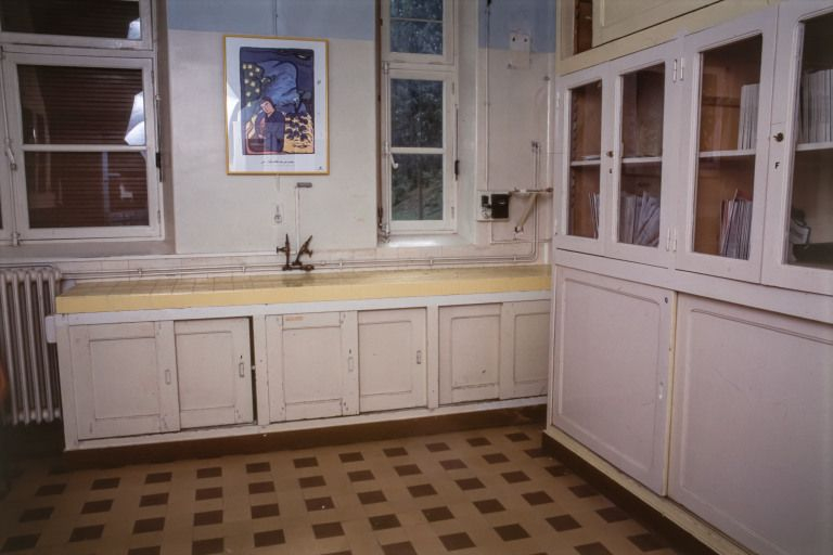 Laboratoire pharmaceutique : vue intérieure. © Jean-Luc Duthu / Région Bourgogne-Franche-Comté, Inventaire du patrimoine - 2004