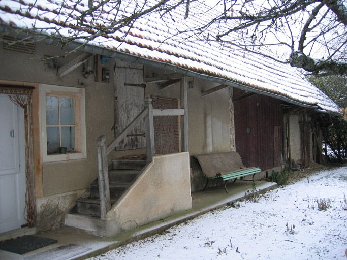 Vue d'ensemble de la façade. © Gaëlle Prost / Ecomusée de la Bresse Bourguignonne - 2005
