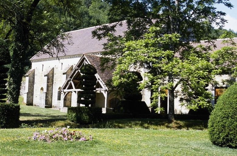  abbaye © Michel Thierry / Région Bourgogne-Franche-Comté, Inventaire du patrimoine - 2006