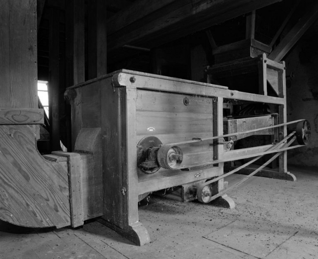 2e étage. Trieur à blé (anciens établissements Lhuillier, Dijon). © Jean-Luc Duthu / Région Bourgogne-Franche-Comté, Inventaire du patrimoine - 2006