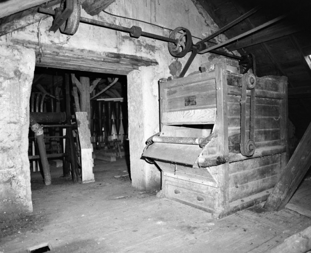 Comble à surcroît. Trieur (anciens établissements Lhuillier, Dijon). © Jean-Luc Duthu / Région Bourgogne-Franche-Comté, Inventaire du patrimoine - 2006