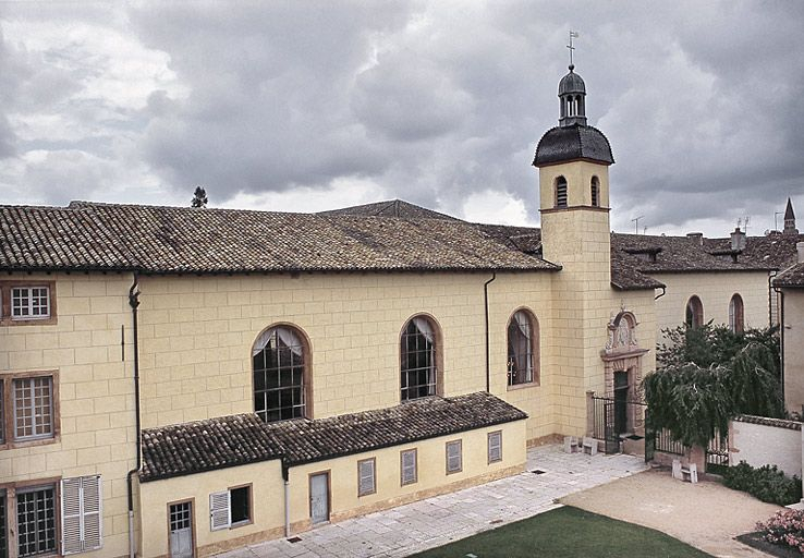 Salle des femme, élévation sur le jardin. © Jean-Luc Duthu / Région Bourgogne-Franche-Comté, Inventaire du patrimoine - 2006