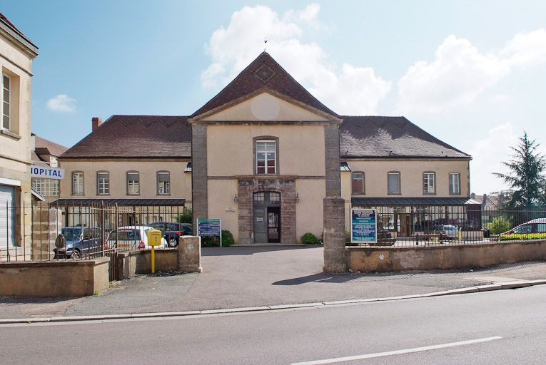 Vue d'ensemble depuis la rue. © Pierre-Marie Barbe-Richaud / Région Bourgogne-Franche-Comté, Inventaire du patrimoine - 2008