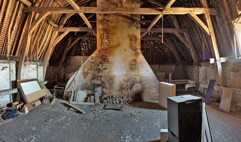 Comble du bâtiment principal, partie nord. © Pierre-Marie Barbe-Richaud / Région Bourgogne-Franche-Comté, Inventaire du patrimoine - 2009